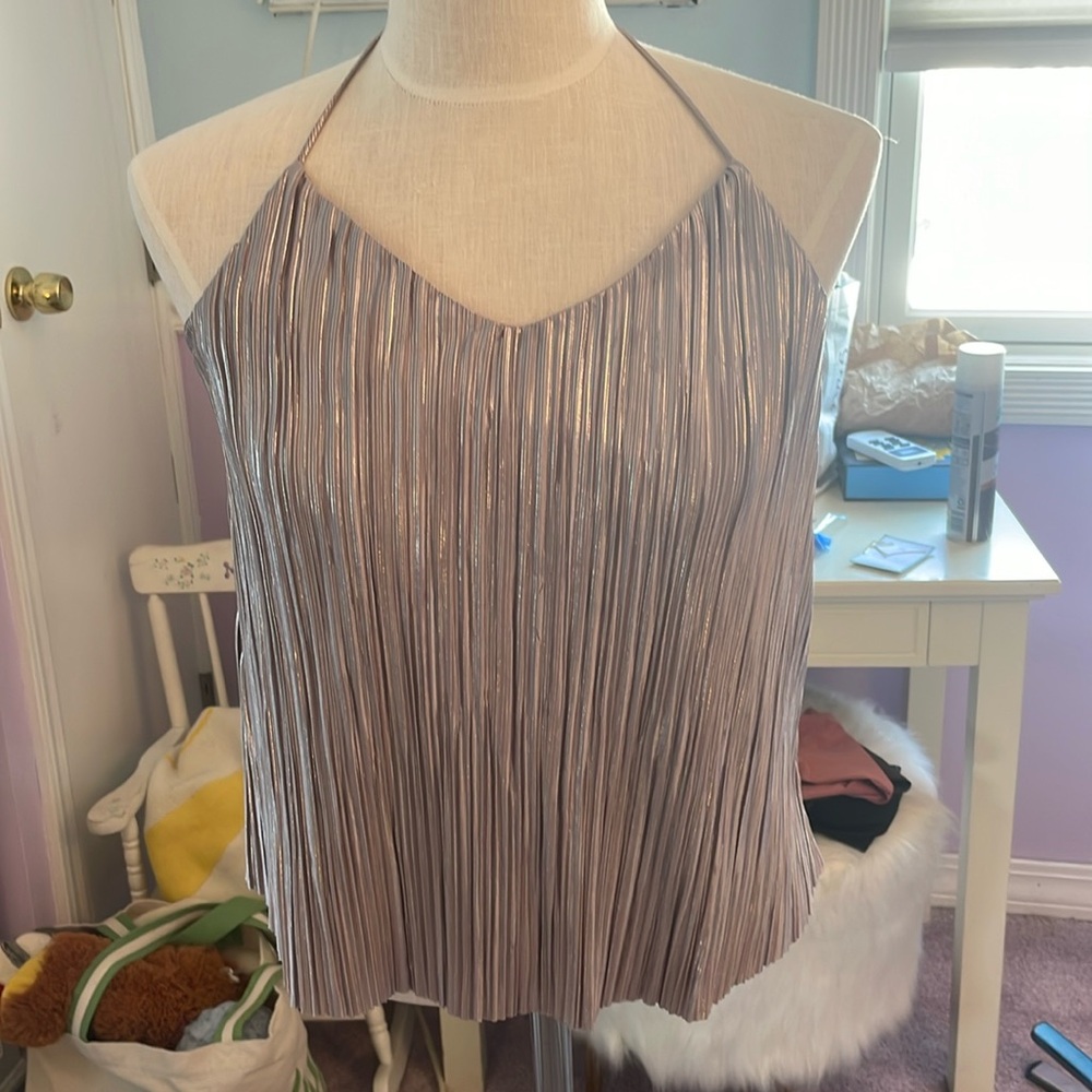 ADORABLE SHINY TOP